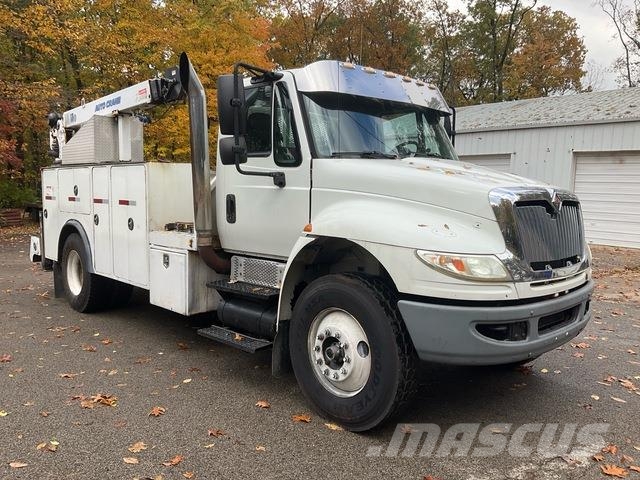 International 4400 都市/通用型車輛