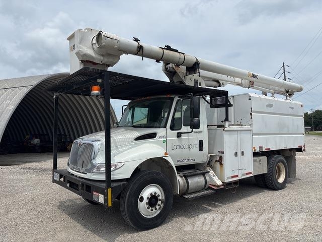 International 4400 Truck & Van mounted aerial platforms