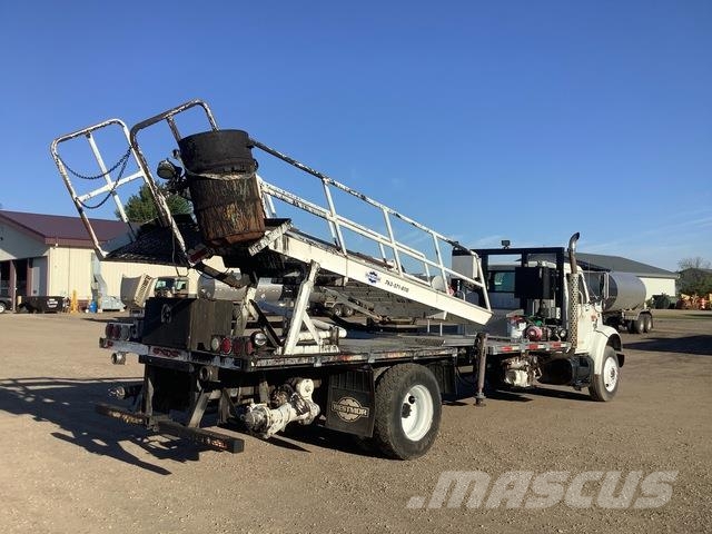 International 4700 Citi