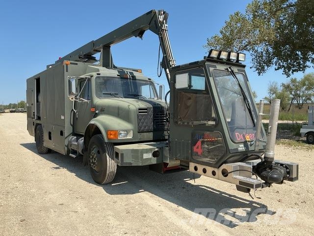 International 4700 Otros
