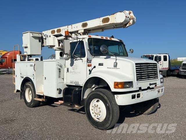 International 4800 المنصات الهوائية المثبتة على شاحنة