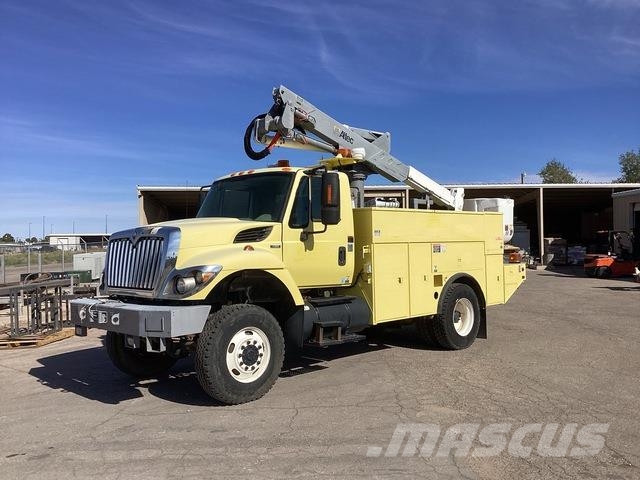 International 7300 Piattaforme autocarrate