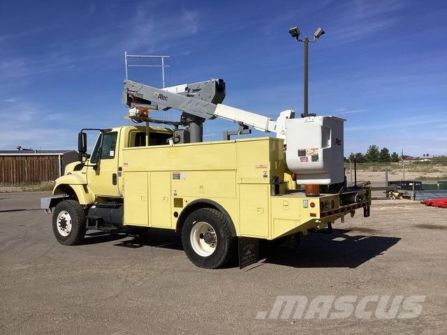 International 7300 Araç üstü platformlar