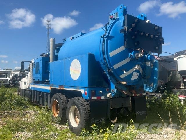 International 7400 大型油圧ショベル12t以上（パワーショベル・ユンボ）