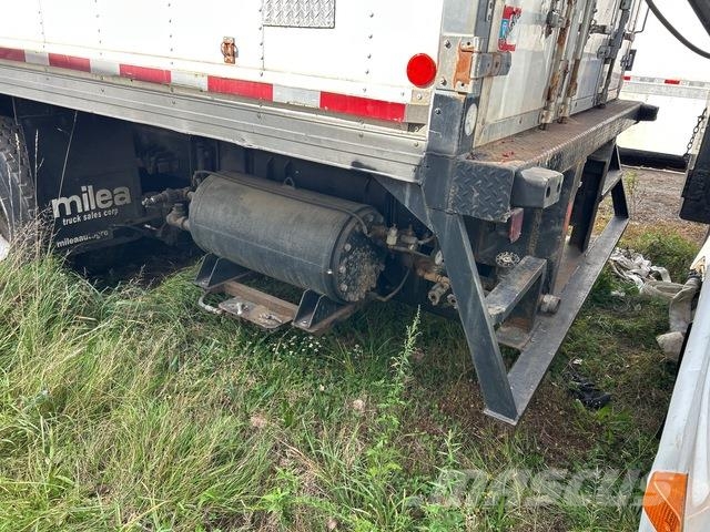 International 7400 Slamsugningsbil