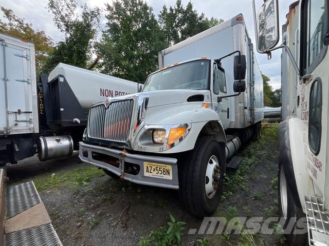International 7500 Вантажівки / спеціальні