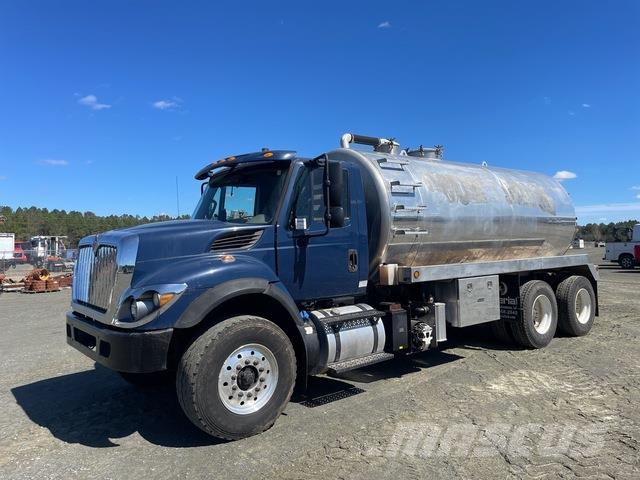 International 7500 Camiones aspiradores/combi