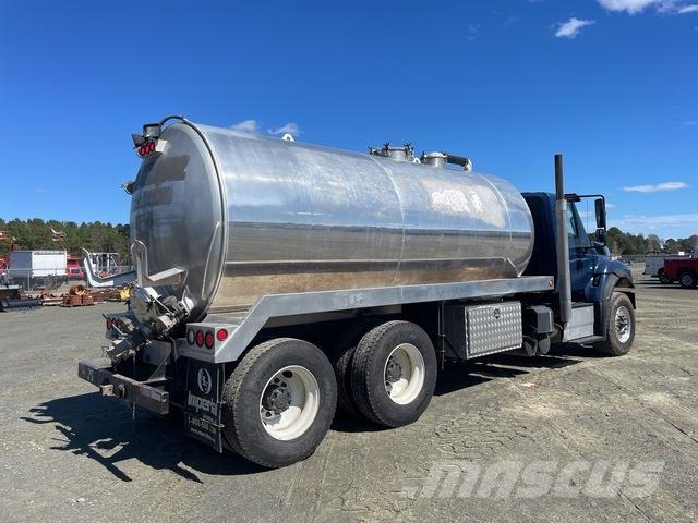 International 7500 Camiones aspiradores/combi