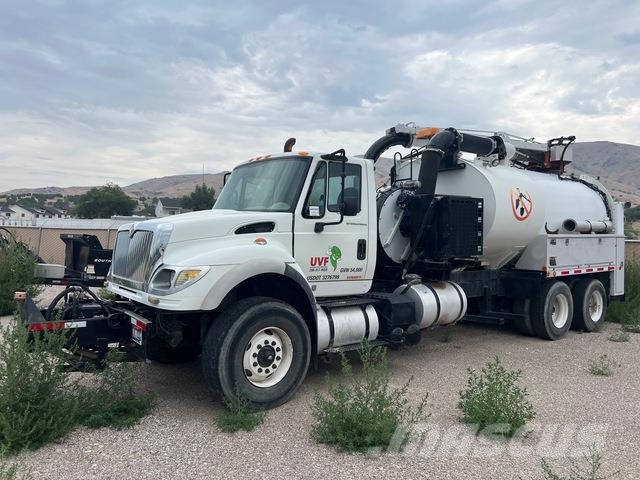 International 7600 Lánctalpas kotrók