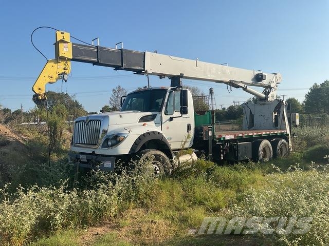 International 7600 Вантажівки / спеціальні