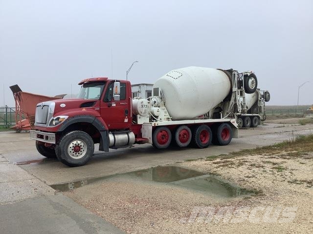 International 7600 Andre lastebiler