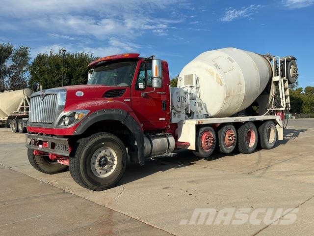International 7600 Вантажівки / спеціальні