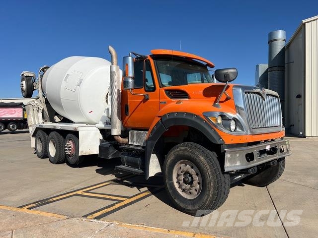 International 7600 Вантажівки / спеціальні