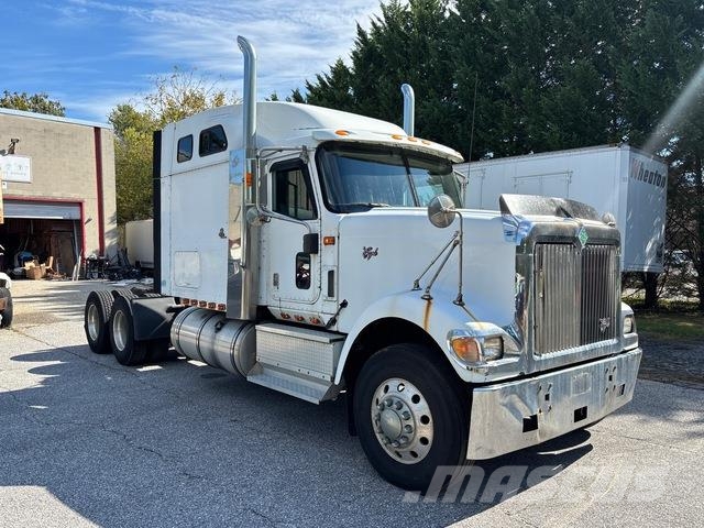 International 9900i Тягачі