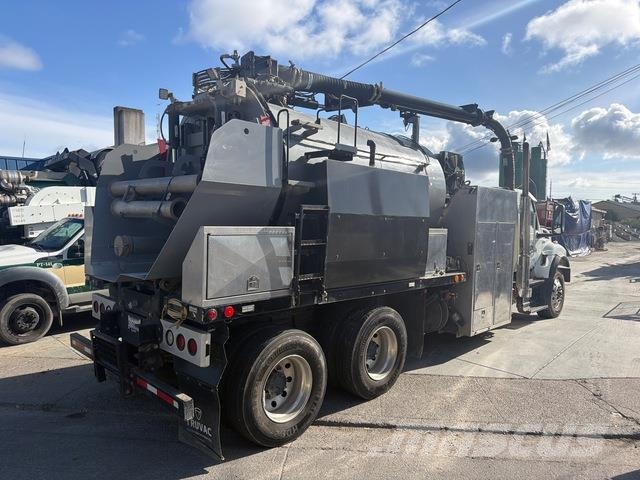 International HV607 Excavadoras sobre orugas