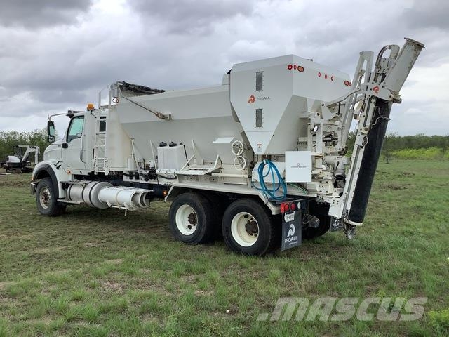 International HX620 Betonmixers en pompen