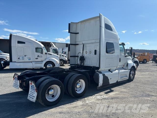 International LT625 وحدات الجر