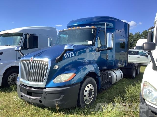 International LT625 Тягачі