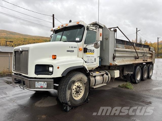 International Paystar 5600i Camiones bañeras basculantes o volquetes