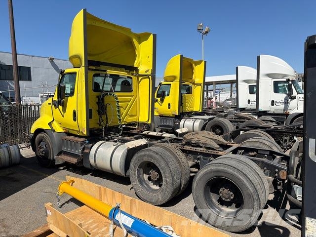 International RH613 Autotractoare