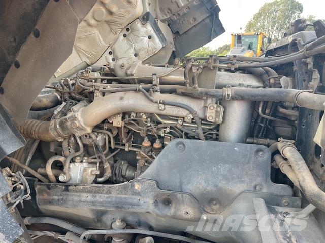 Isuzu CXZ GIGA Camiones tractor