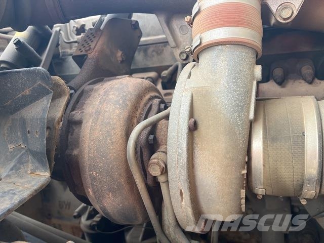 Isuzu CXZ GIGA Camiones tractor