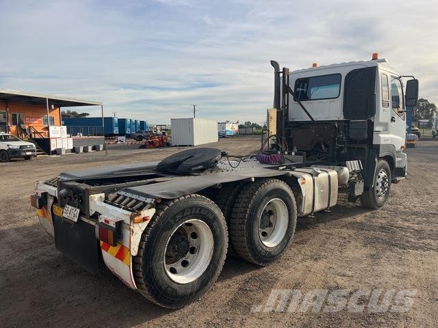 Isuzu CXZ GIGA Camiones tractor