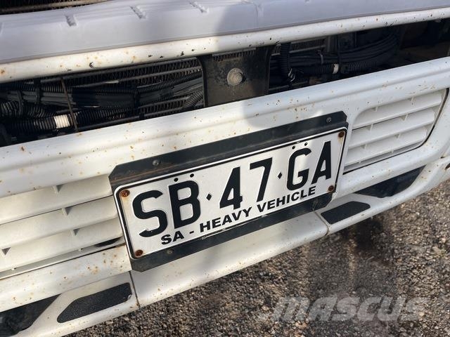 Isuzu CXZ GIGA Camiones tractor