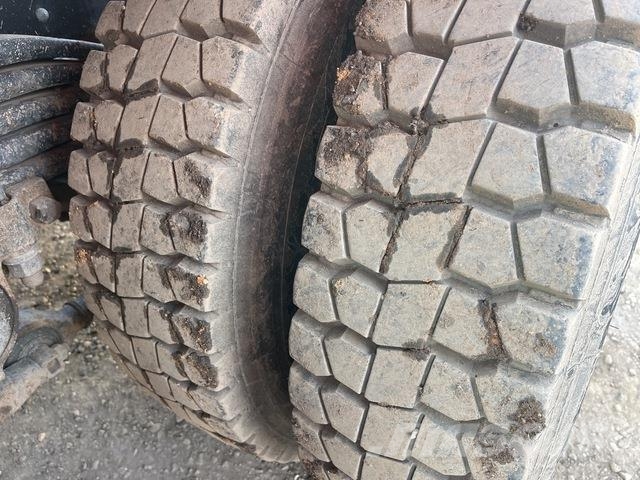 Isuzu CXZ GIGA Camiones tractor