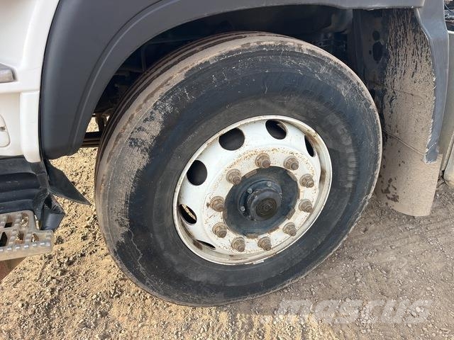 Isuzu CXZ GIGA Camiones tractor