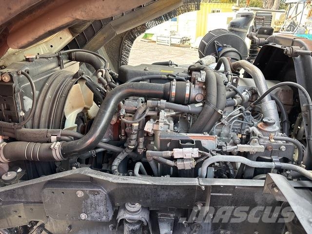 Isuzu FH FVZ Outros Florestal