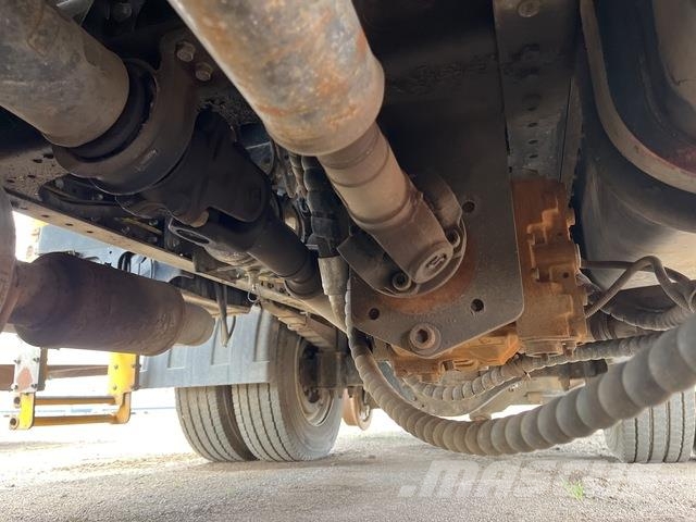 Isuzu FRR 600 المنصات الهوائية المثبتة على شاحنة