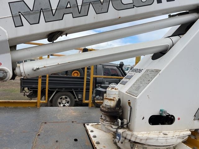 Isuzu FRR 600 المنصات الهوائية المثبتة على شاحنة