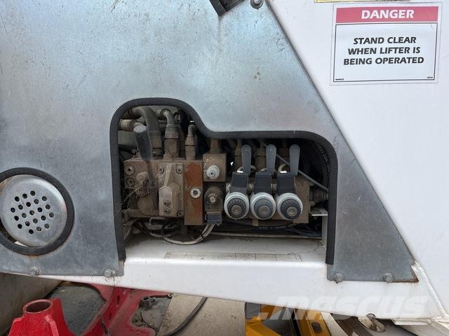Isuzu FRR 600 المنصات الهوائية المثبتة على شاحنة