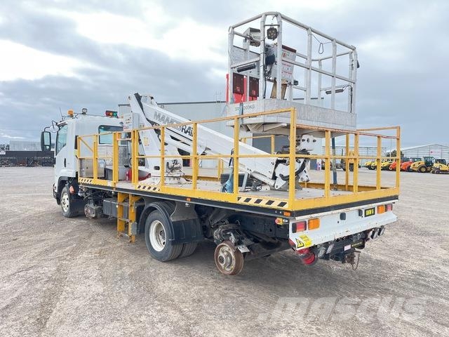 Isuzu FRR 600 المنصات الهوائية المثبتة على شاحنة