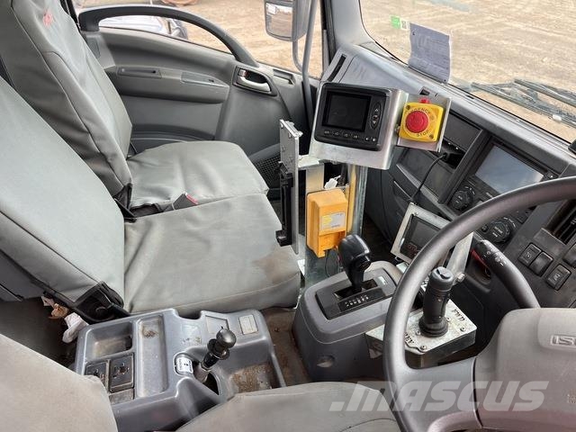 Isuzu FRR 600 المنصات الهوائية المثبتة على شاحنة