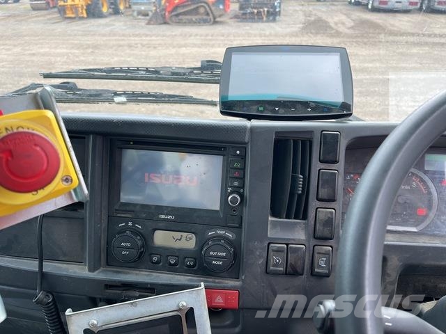 Isuzu FRR 600 المنصات الهوائية المثبتة على شاحنة