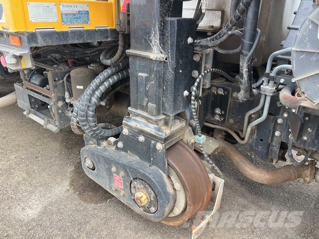 Isuzu FRR 600 المنصات الهوائية المثبتة على شاحنة