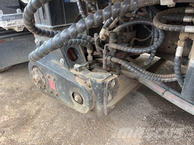 Isuzu FRR 600 المنصات الهوائية المثبتة على شاحنة