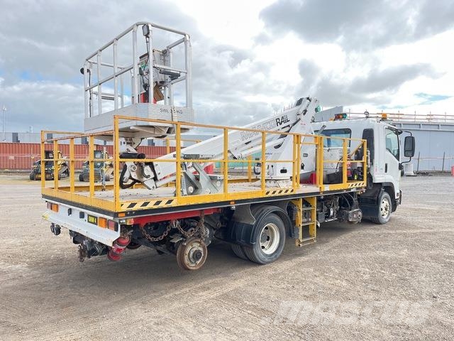 Isuzu FRR 600 المنصات الهوائية المثبتة على شاحنة