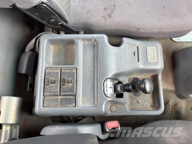 Isuzu FRR 600 المنصات الهوائية المثبتة على شاحنة