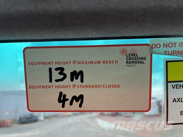 Isuzu FRR 600 المنصات الهوائية المثبتة على شاحنة