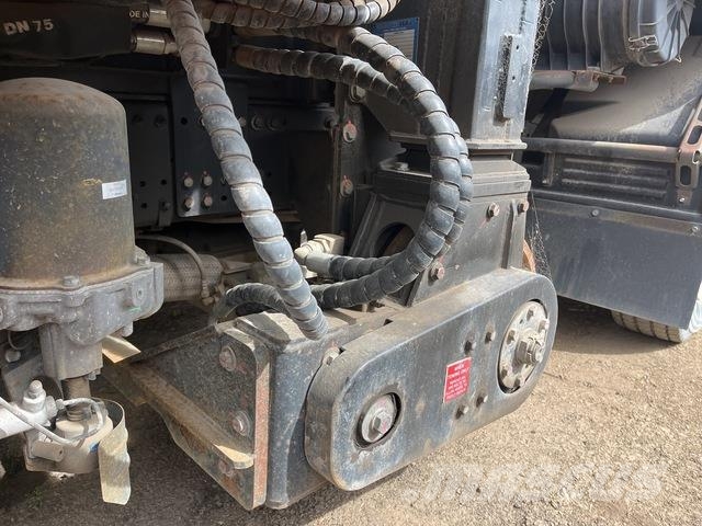 Isuzu FRR 600 المنصات الهوائية المثبتة على شاحنة