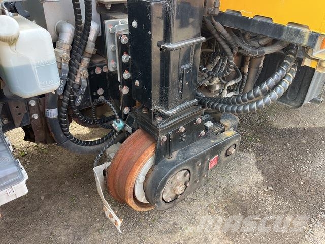 Isuzu FRR 600 المنصات الهوائية المثبتة على شاحنة