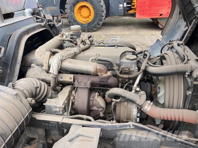 Isuzu FRR 600 المنصات الهوائية المثبتة على شاحنة