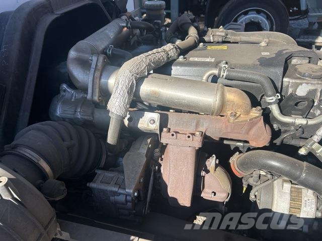 Isuzu FSD140-260 貨箱式卡車