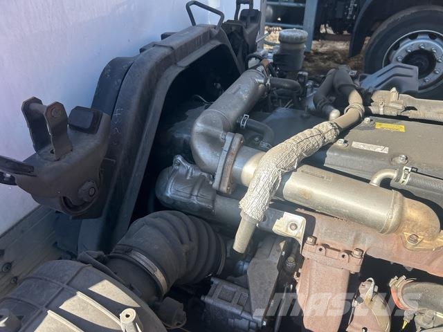 Isuzu FSD140-260 貨箱式卡車