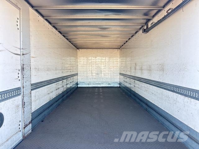 Isuzu FSD140-260 貨箱式卡車