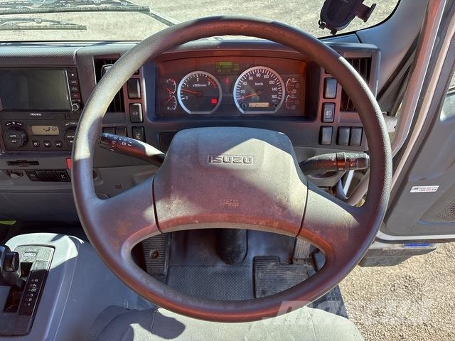 Isuzu FSR850 Sora- ja kippiautot