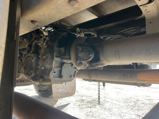 Isuzu FVR900 厢式货车